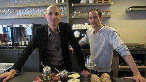 Bar à vins Le mans Jean-Philippe Gros et Franck Gérome, propriétaire du bar à vins à Le mans